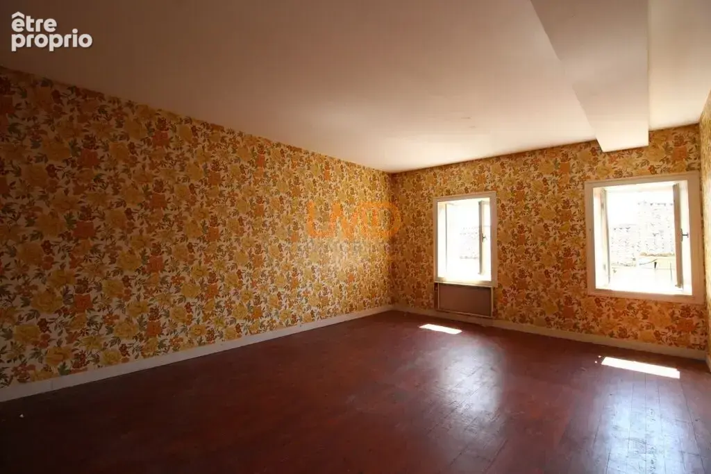 Maison à rénover avec nombreuses dépendances - photo 8