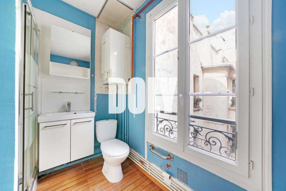 Appartement à PARIS-14E