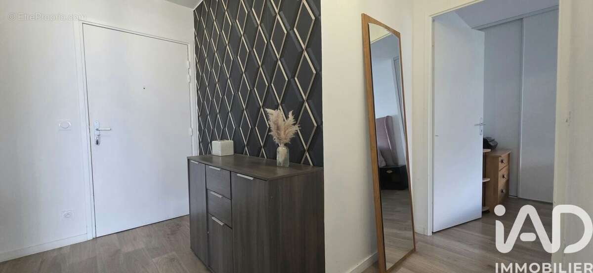 Photo 3 - Appartement à POISSY