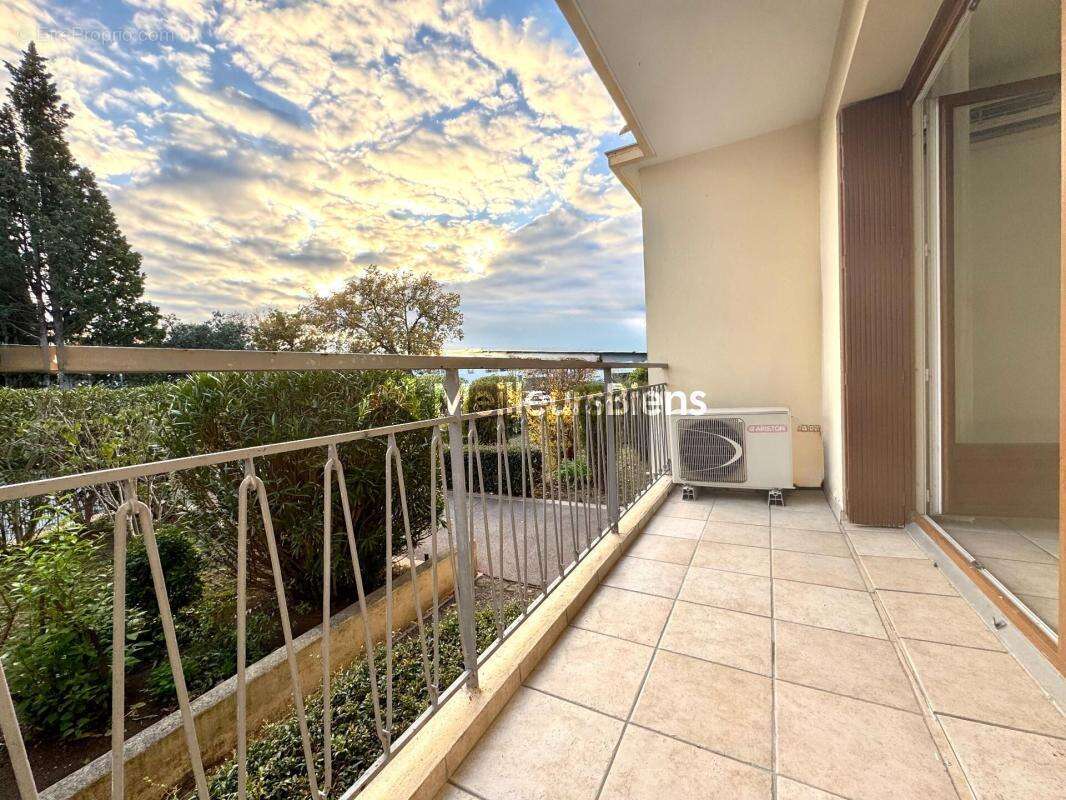 Appartement à SAINT-RAPHAEL