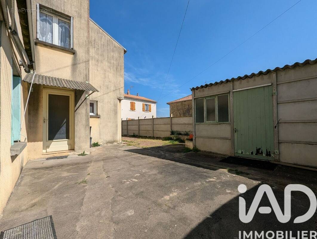 Photo 1 - Maison à SAINTE-VERGE