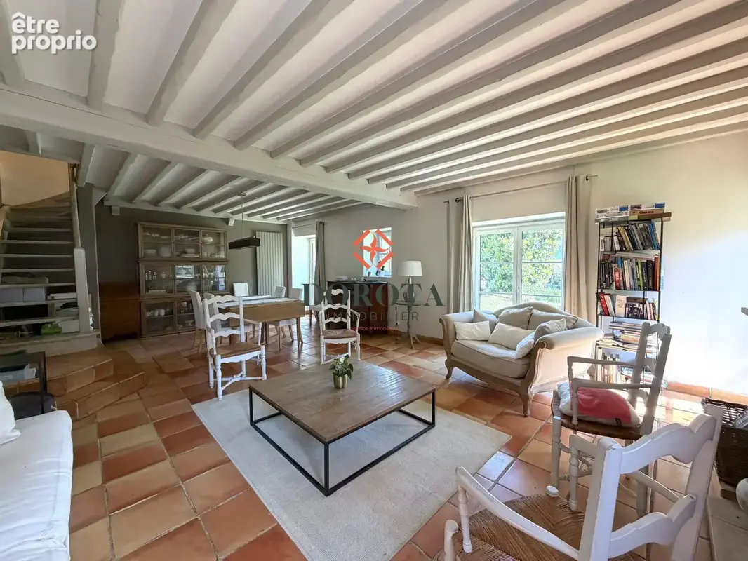 Maison 202 m² à Saint-Ismier  - photo 6