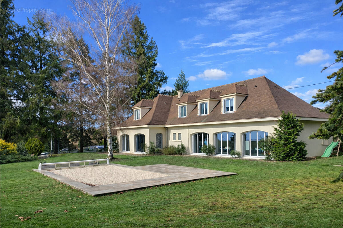 Maison à SAINT-GALMIER