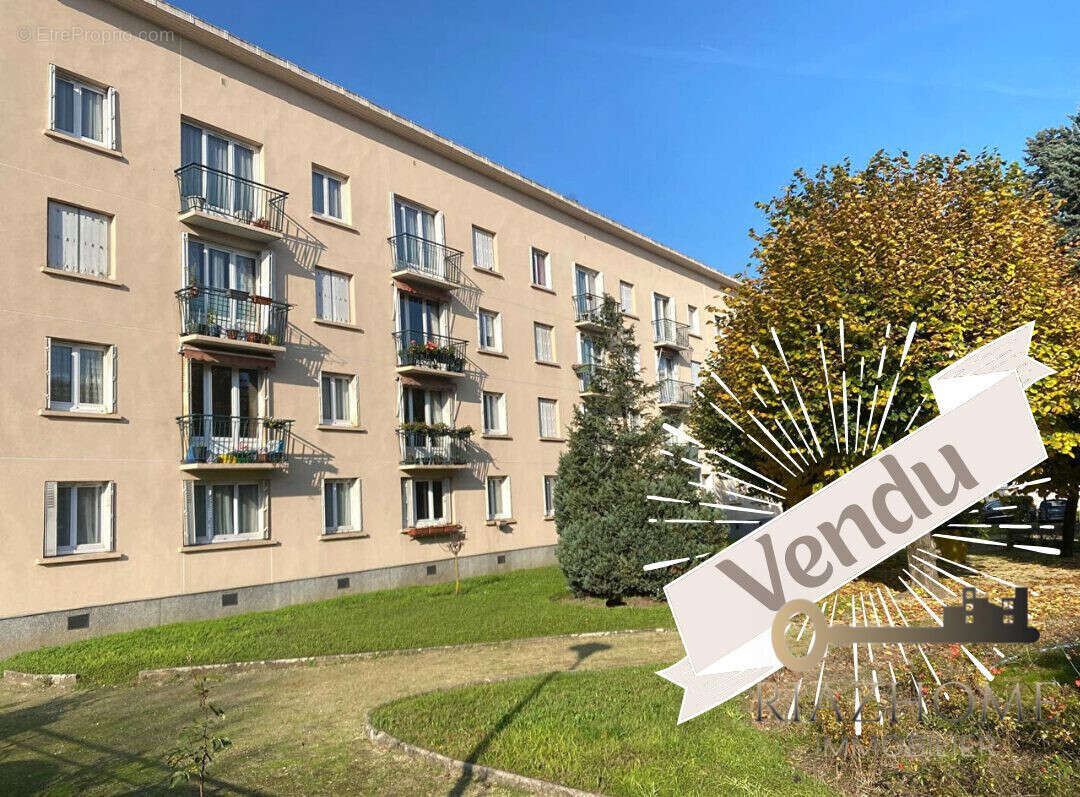 Appartement à LE BOURGET