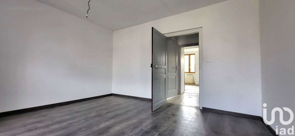 Photo 7 - Maison à ROZIER-EN-DONZY