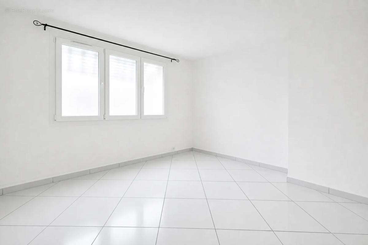 Appartement à RIS-ORANGIS