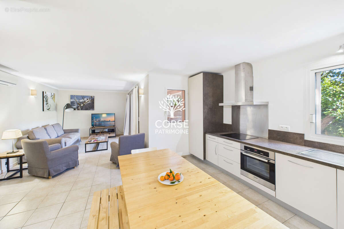 Appartement à PORTO-VECCHIO