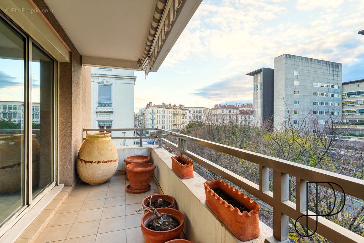 Appartement à LYON-3E