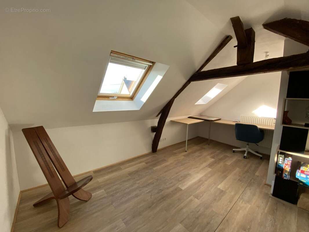 chambre 2 - Maison à LIFFRE