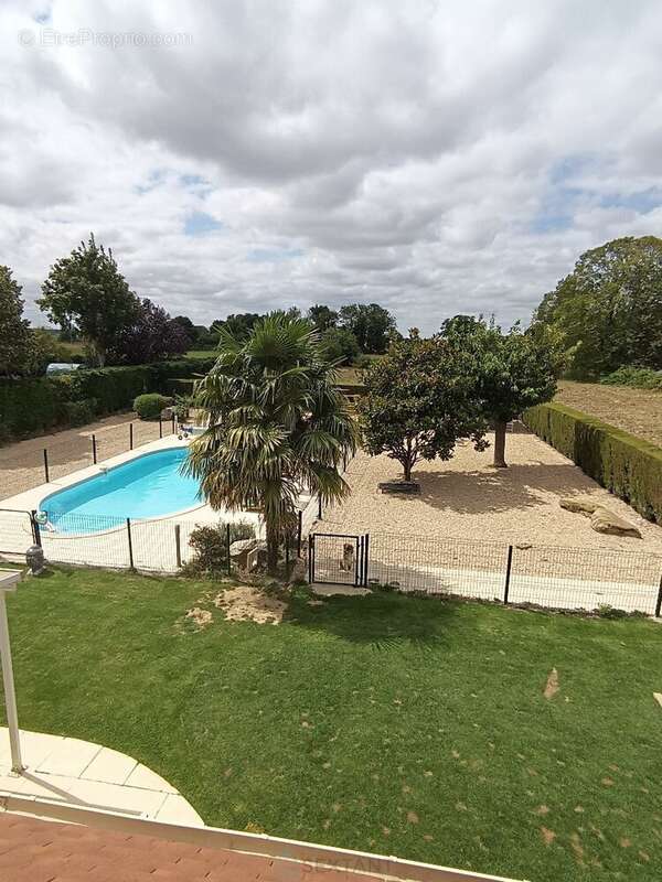 Maison à FONTAINEBLEAU