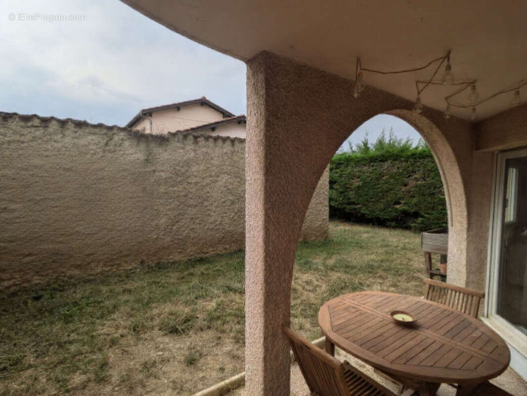 Appartement à BRIGNAIS