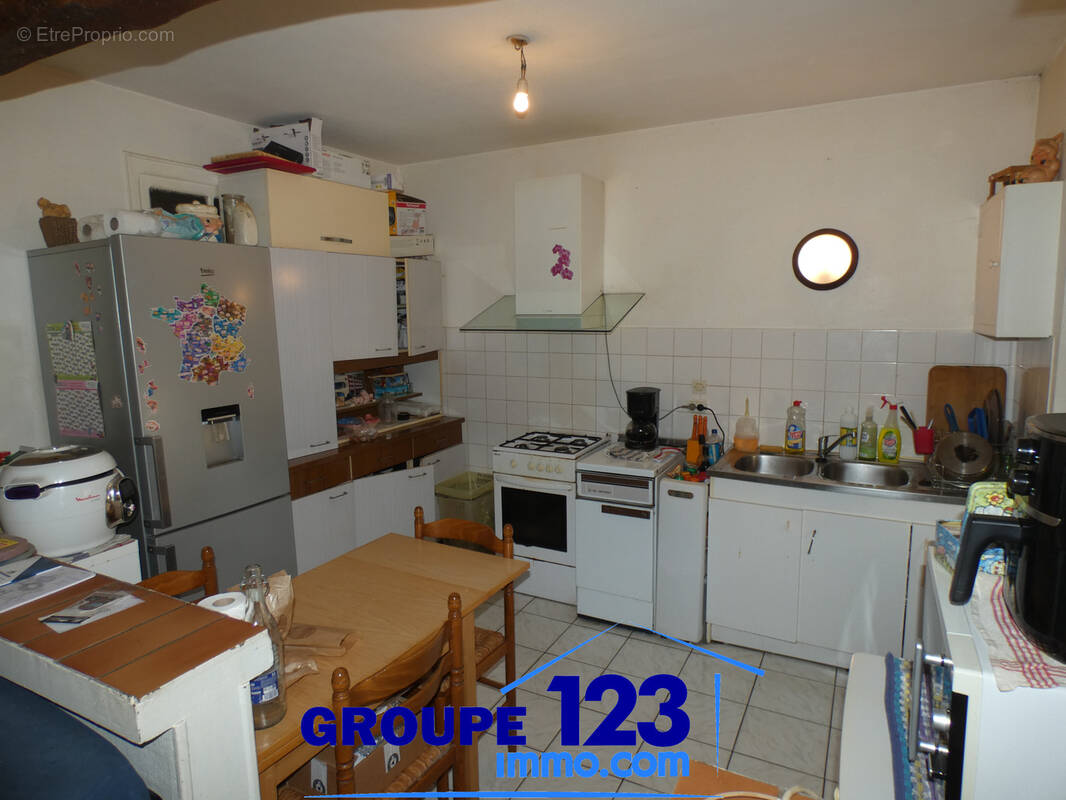Appartement à BRIENON-SUR-ARMANCON