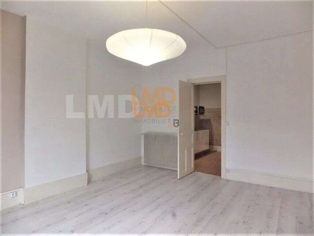 Appartement à AUBIN