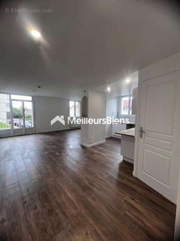 Appartement à LE RAINCY