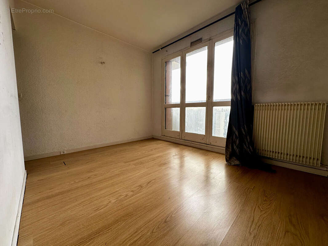 Appartement à LE BOURGET
