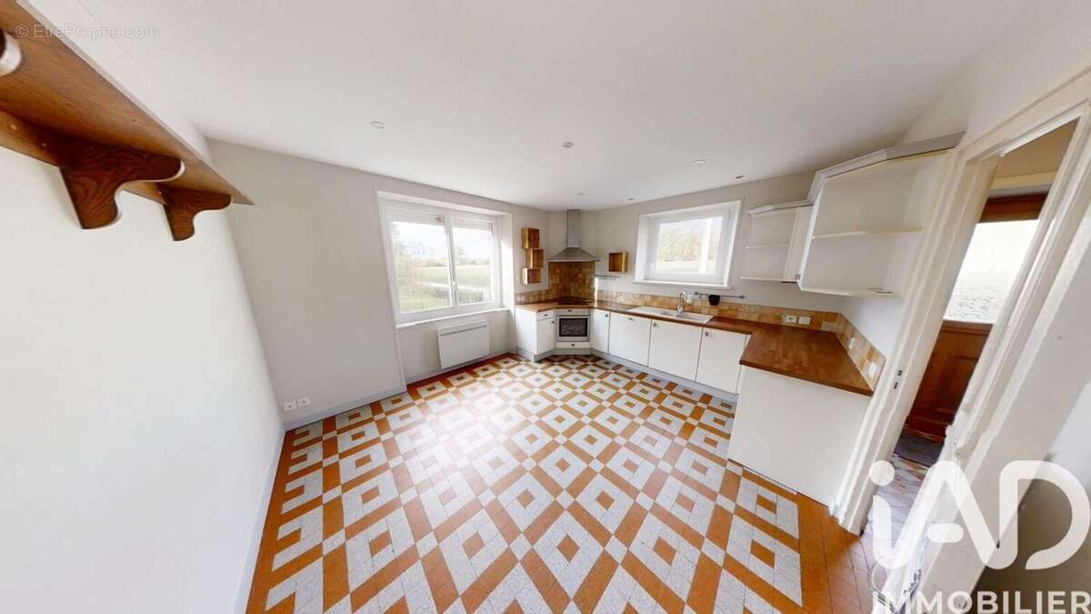 Photo 5 - Maison à BOBITAL