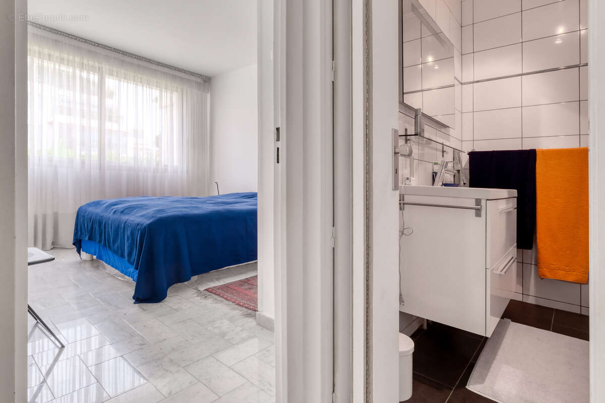 Appartement à MANDELIEU-LA-NAPOULE