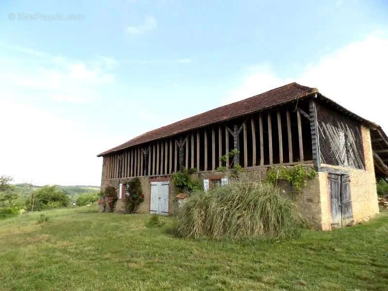 Maison à MIRANDE