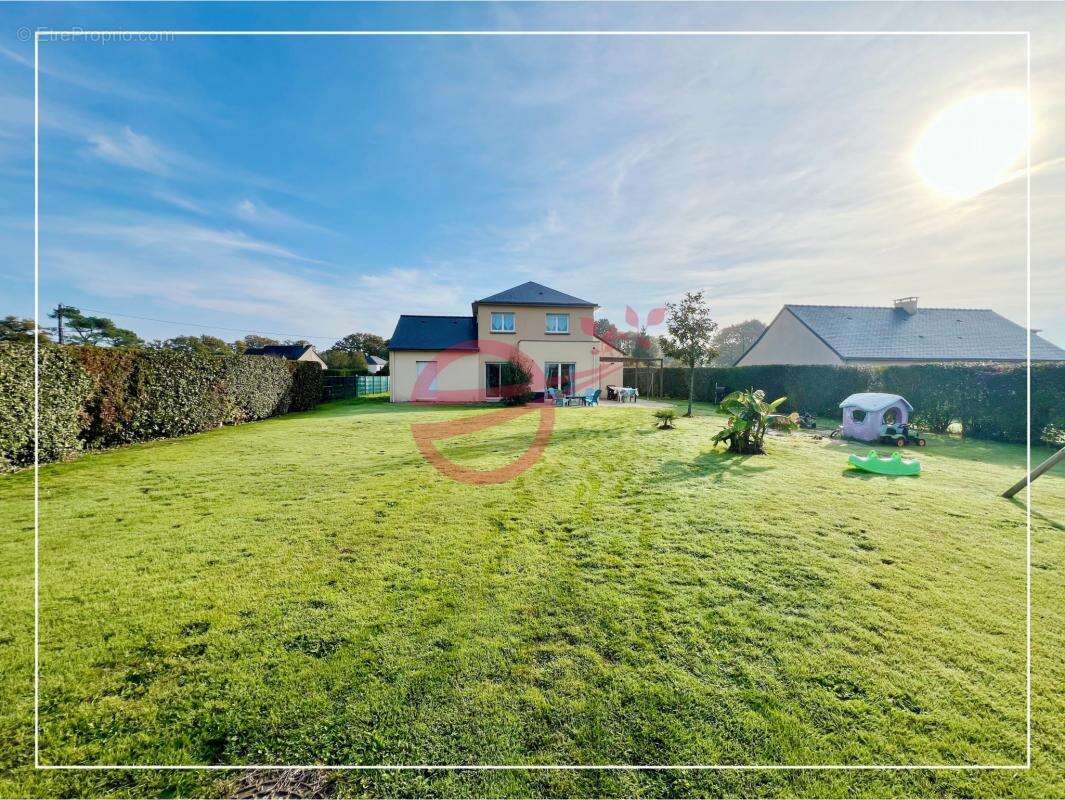 Maison à GRAND-FOUGERAY