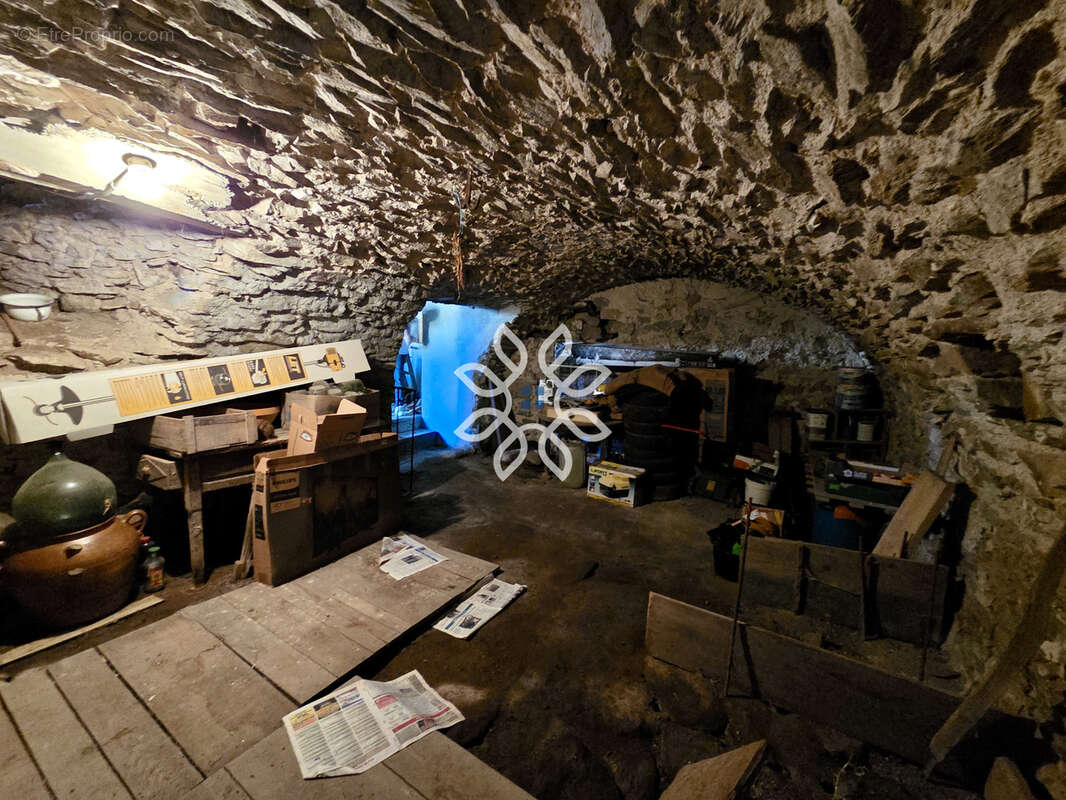 Maison de Village avec dépendances - photo 19