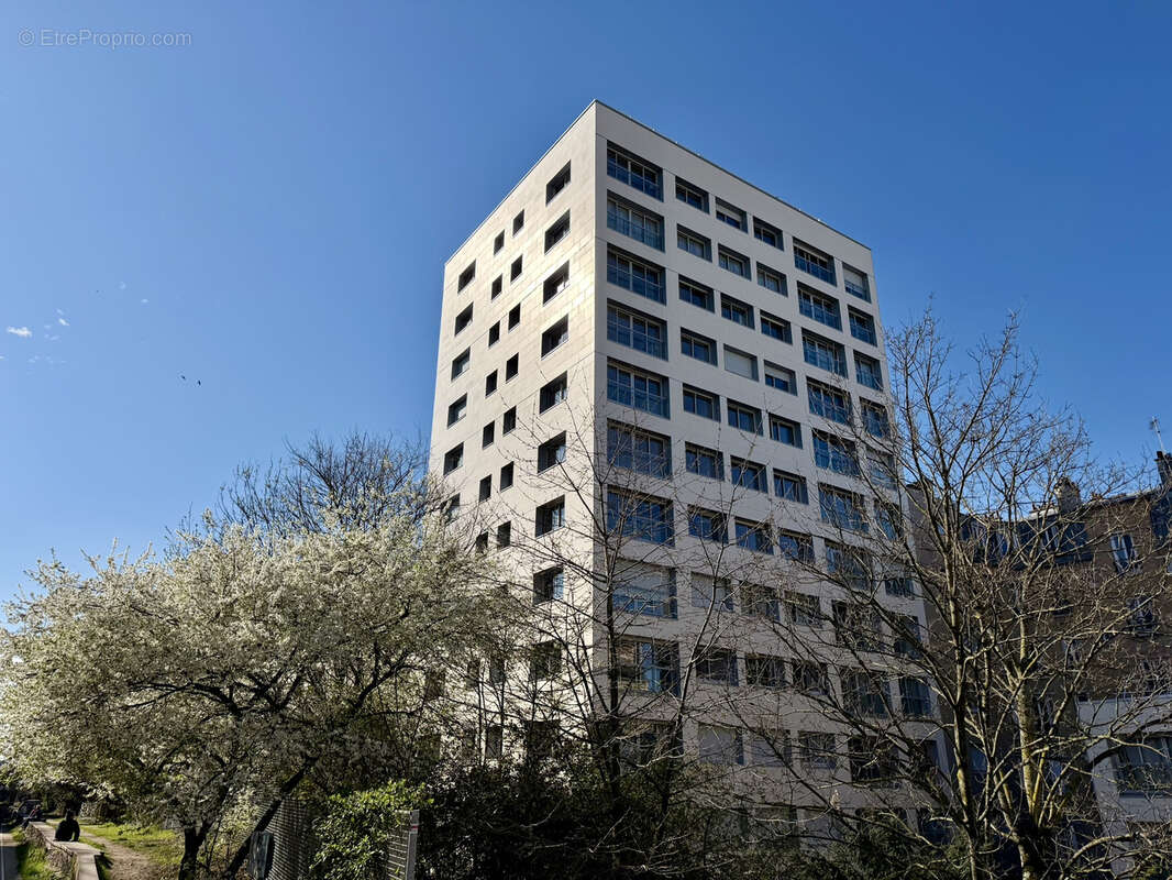 Appartement à PARIS-12E