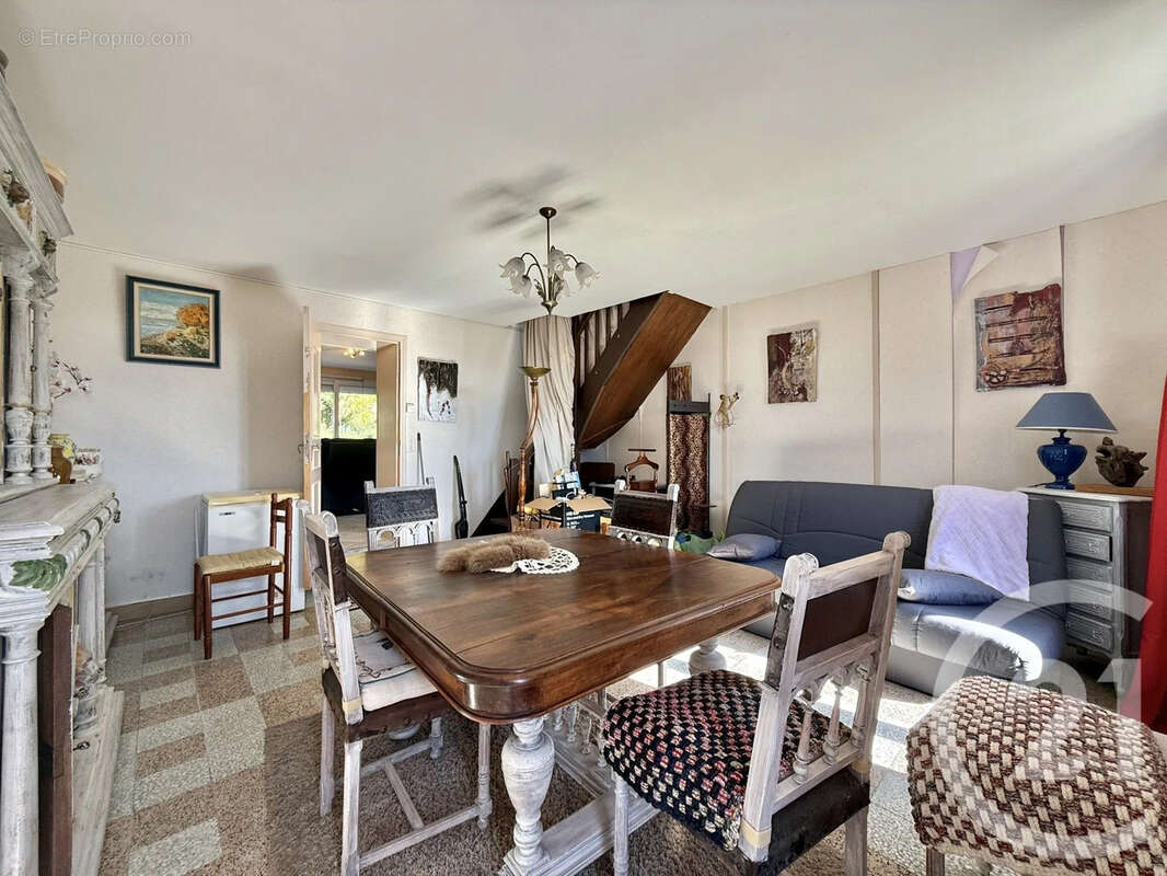 Maison à BOURBON-L'ARCHAMBAULT