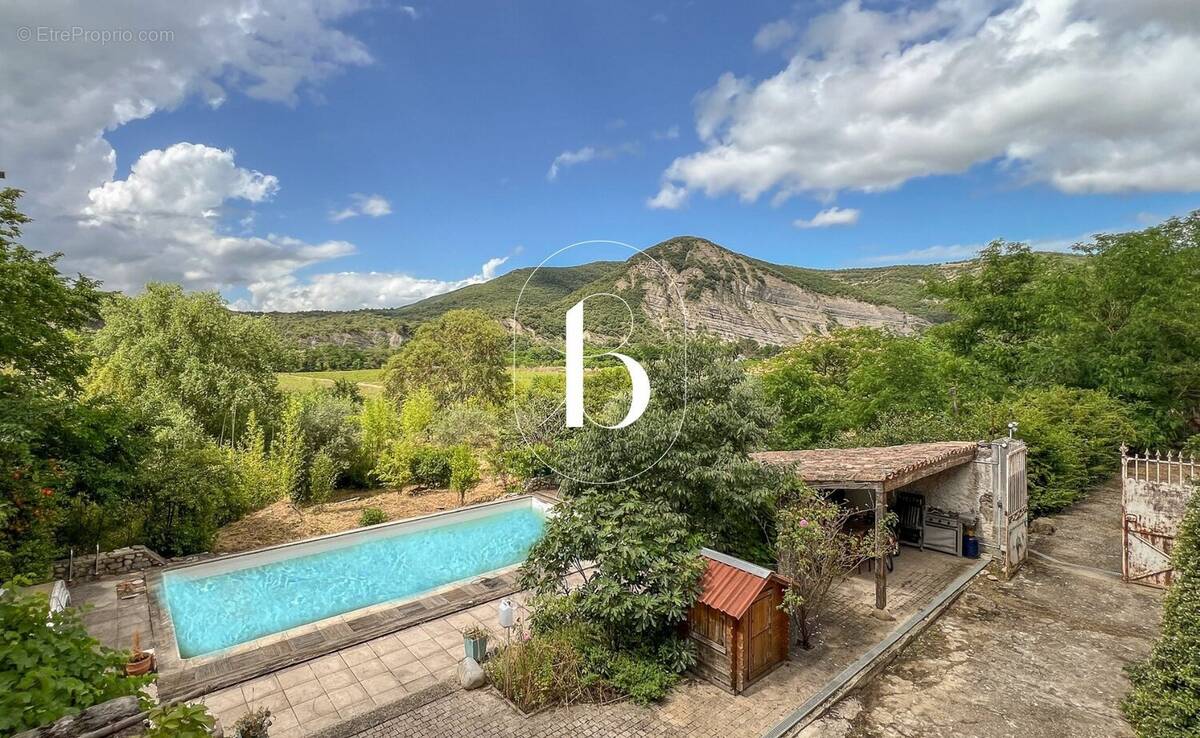 Maison à VALLON-PONT-D'ARC