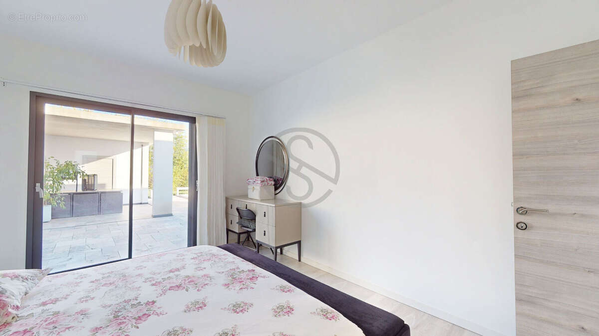 Maison d'exception 38260 La -Cote- Saint -André - photo 6