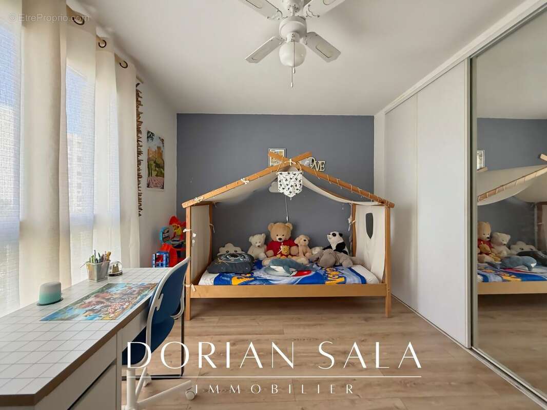 Appartement à MARSEILLE-11E