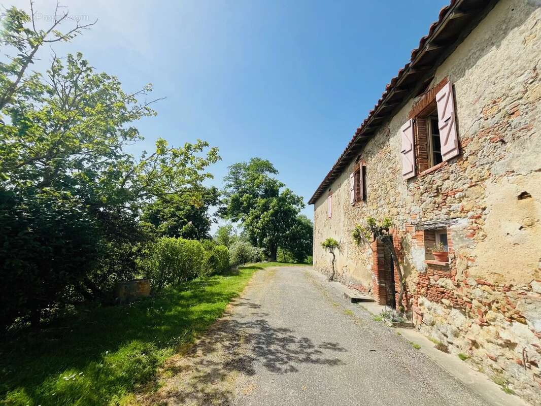 Maison à VILLEFRANCHE-DE-LAURAGAIS