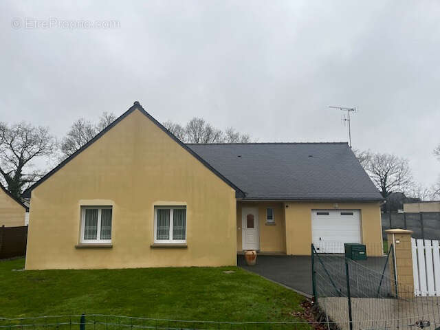 Maison à LUSANGER