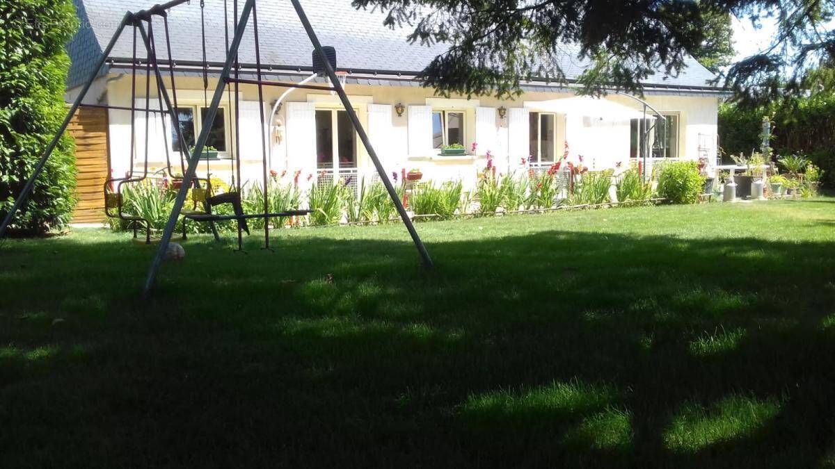 Maison à FONTEVRAUD-L&#039;ABBAYE