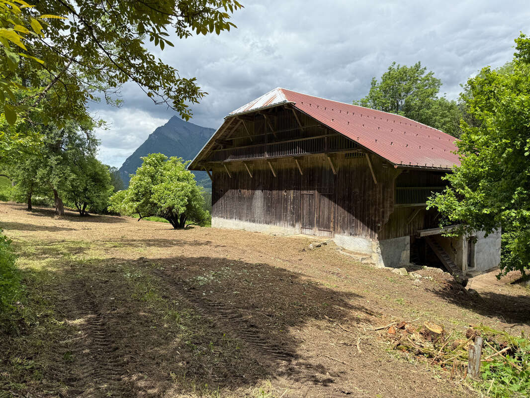 Ferme Historique d'Exception à La Rivière-Enverse   Un Potentiel Unique - photo 3