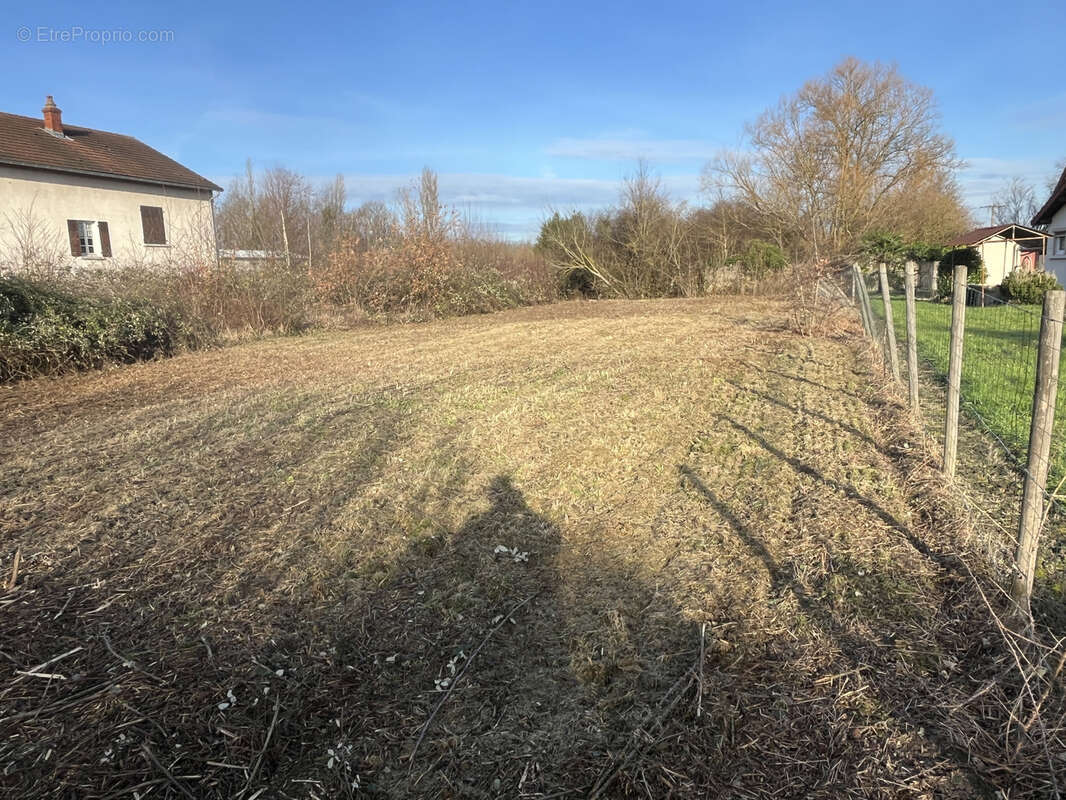Terrain plat constructible - photo 2