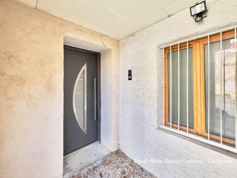 Maison à SAINT-BONNET-PRES-RIOM