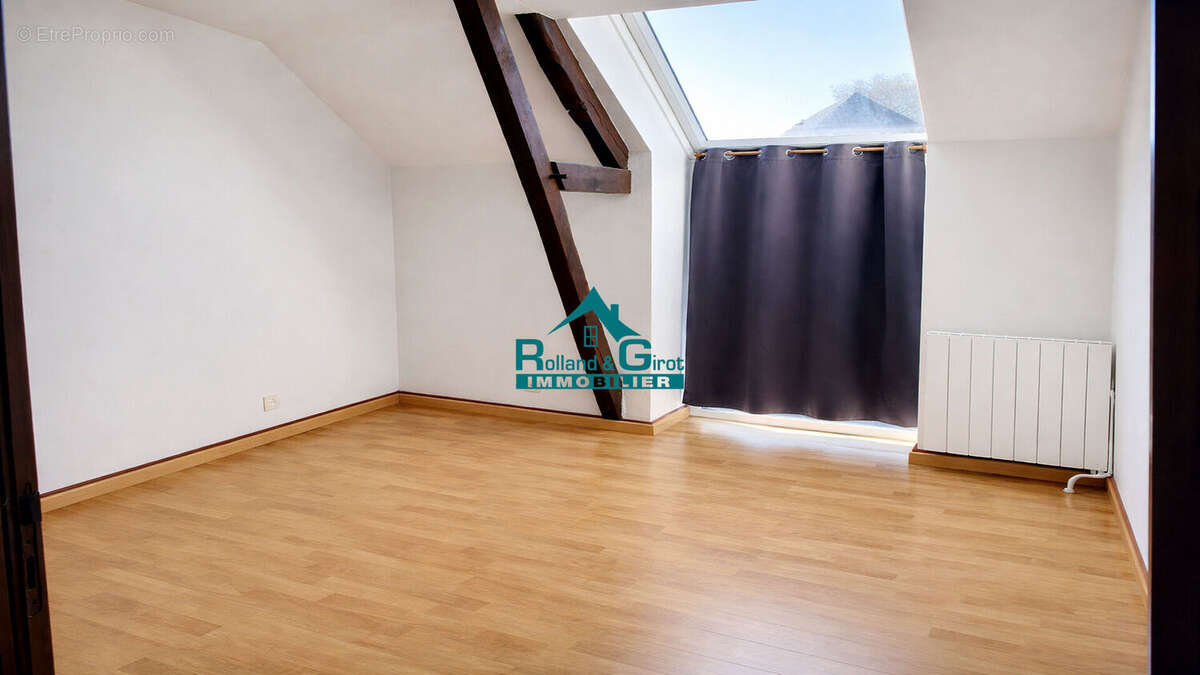 Appartement à LIFFRE