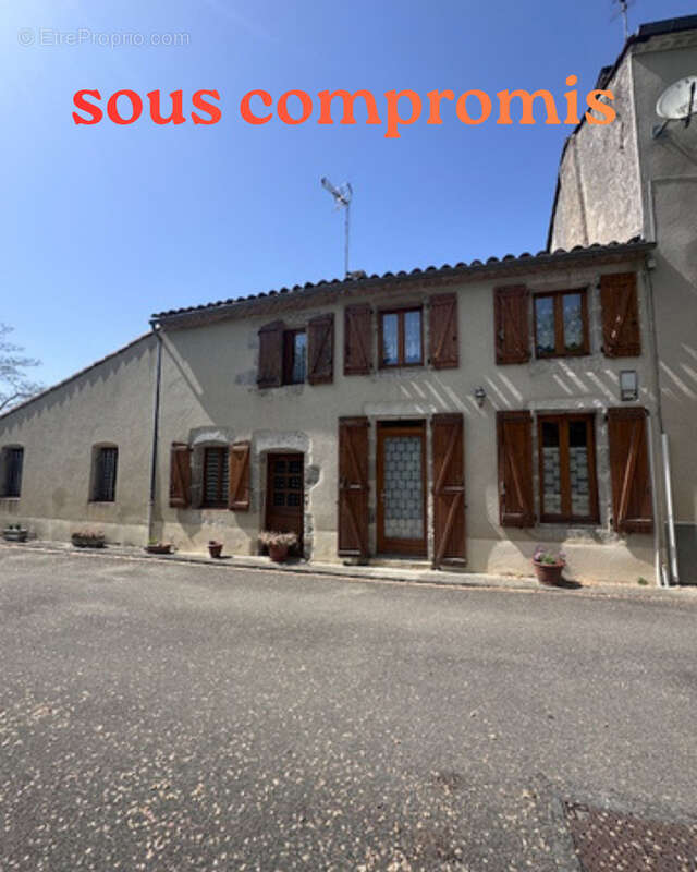 Maison à LAVARDAC