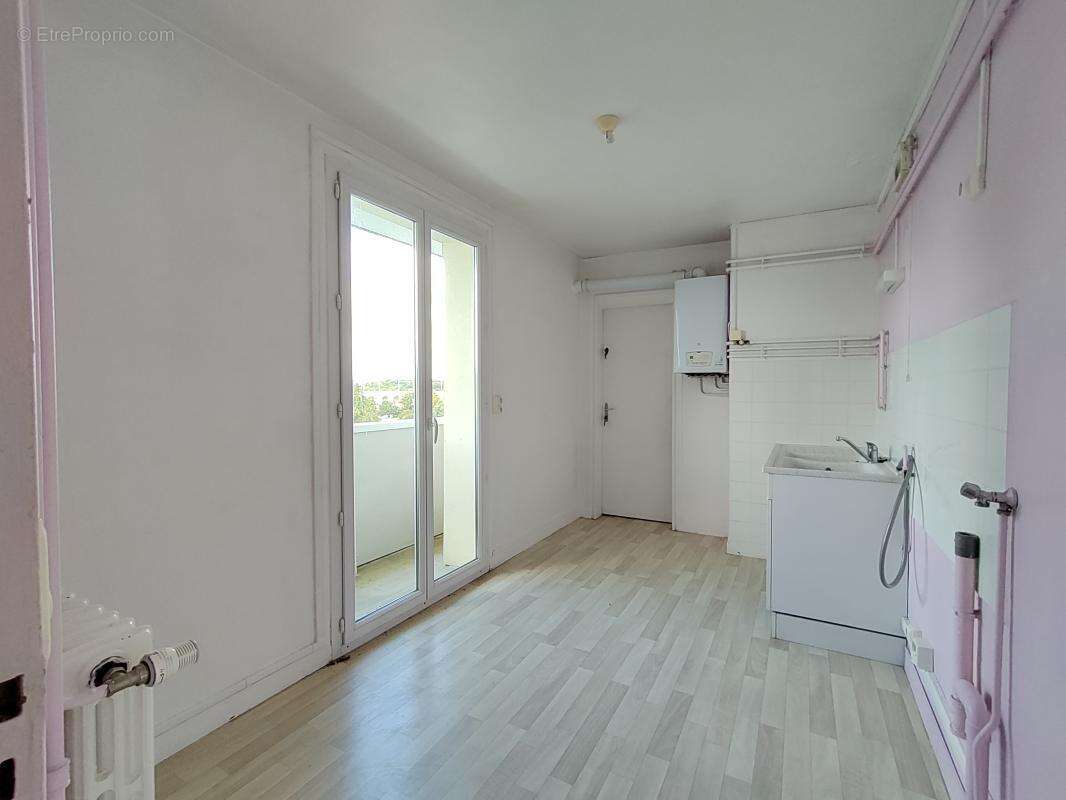 Appartement T3 60m² - Chantilly - 1850.1.2.19 - photo 4