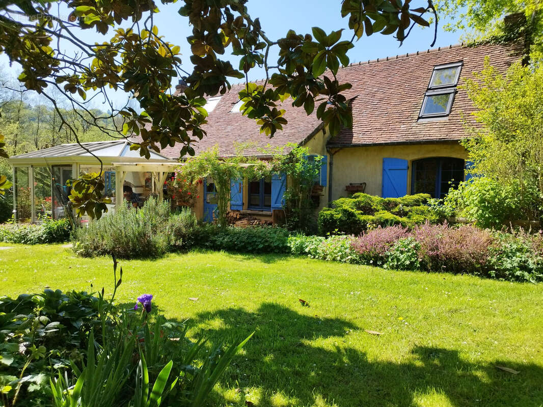 Maison à LONGNY-AU-PERCHE