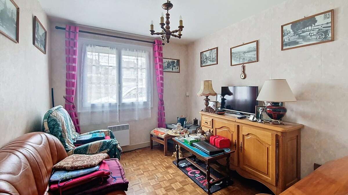 Maison à VINEUIL