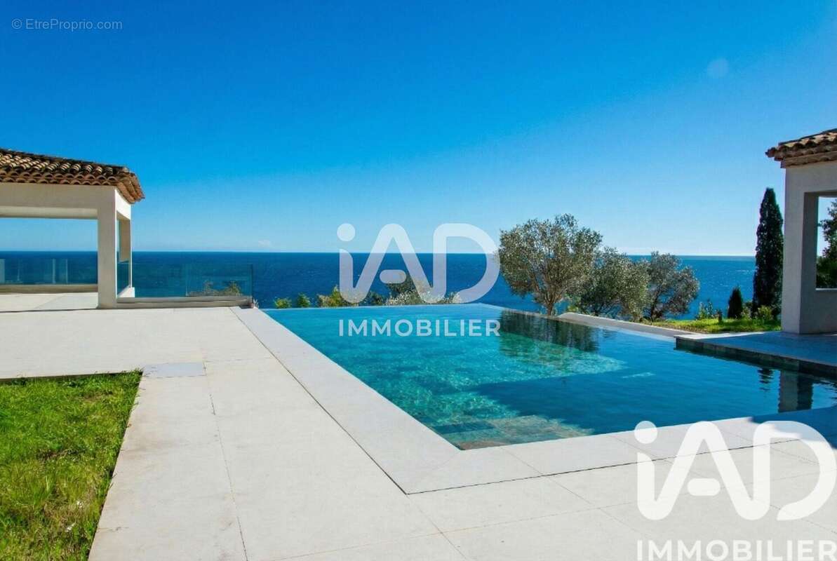 Photo 2 - Maison à SAINTE-MAXIME