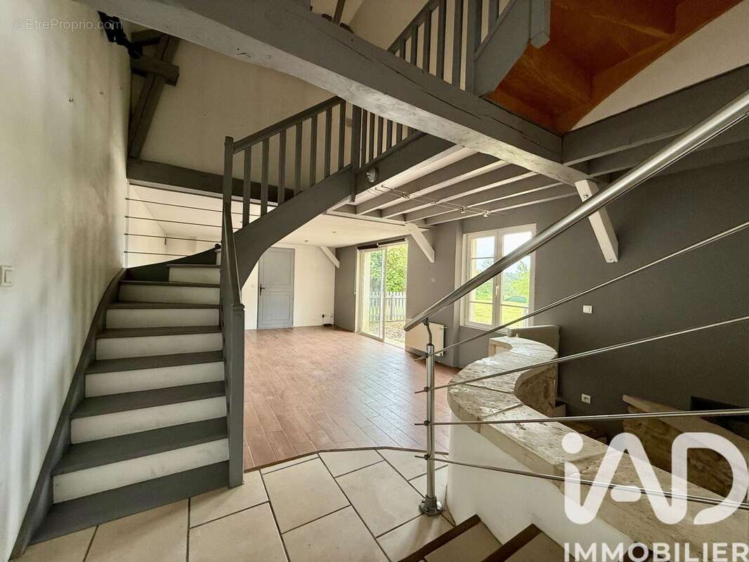 Maison 155 m² à Romain  - photo 3