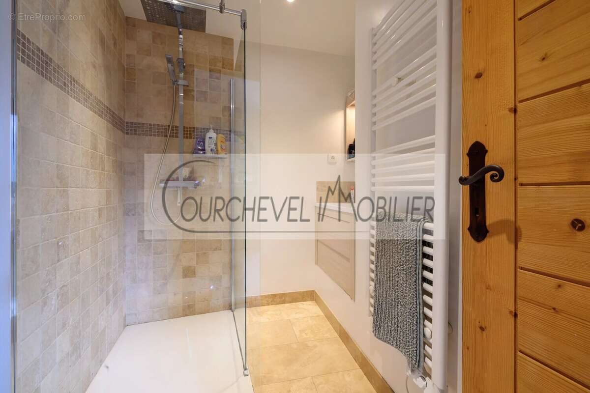 Appartement à BOZEL