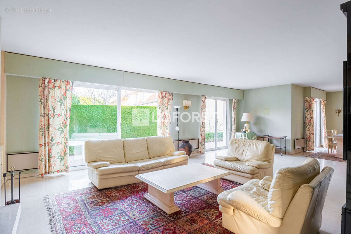 Maison à LOUVECIENNES