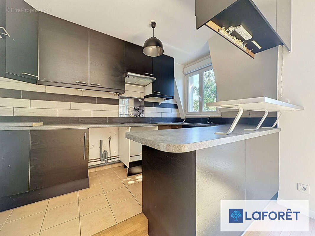 Appartement à LE PLESSIS-TREVISE