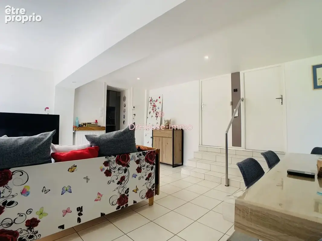 Maison 6 pièces 95 m² à vendre à Chateau-Renard (45220) - photo 23