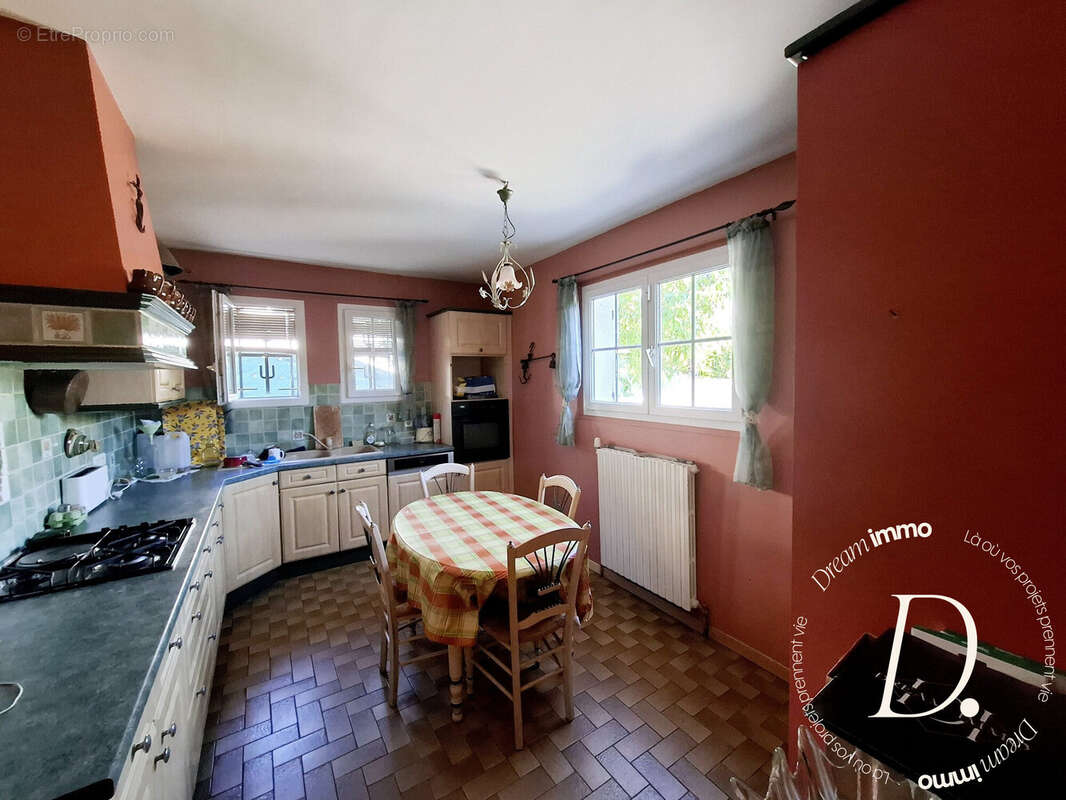 Maison à LE CRES