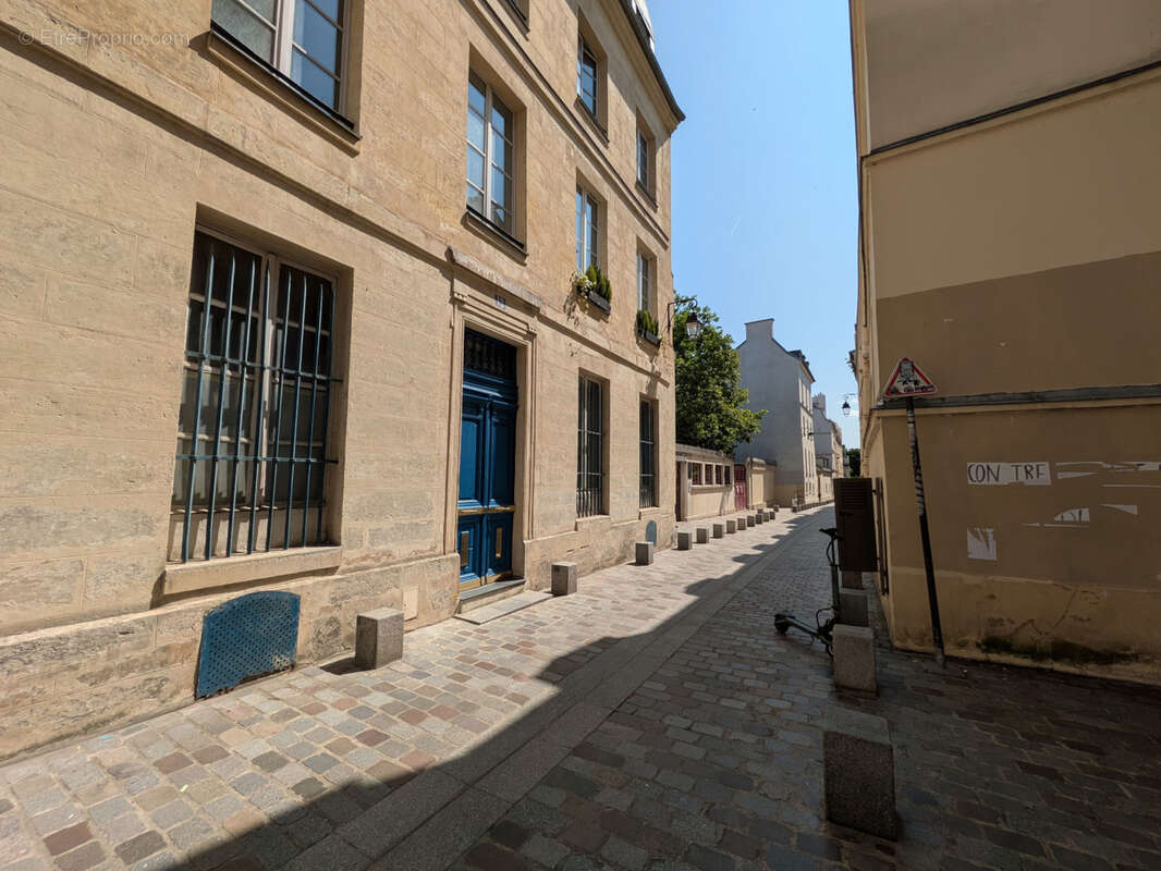 Appartement à PARIS-5E