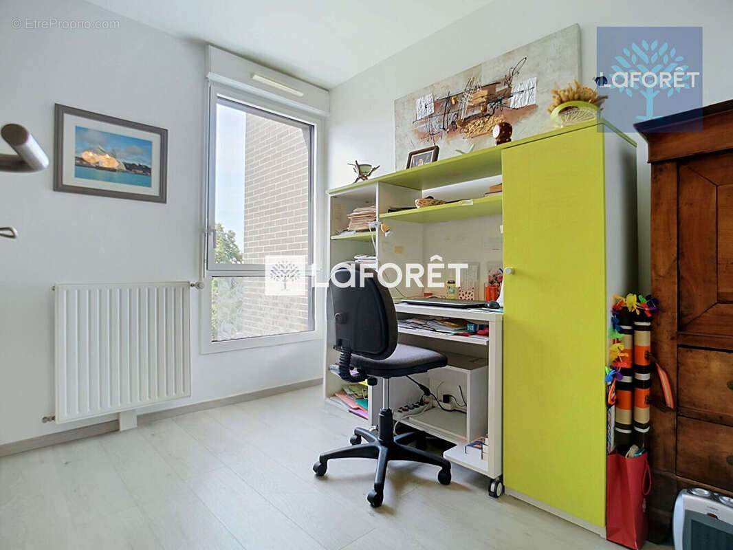 Rennes - Type 4 avec garage - 79.85 m² - photo 9