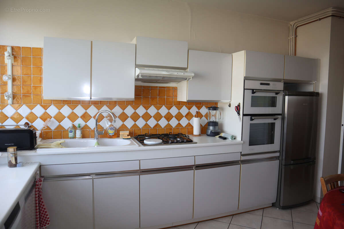 Exclusif - cauderan - parc bordelais - t5 avec grand balcon - cave et parking - photo 9